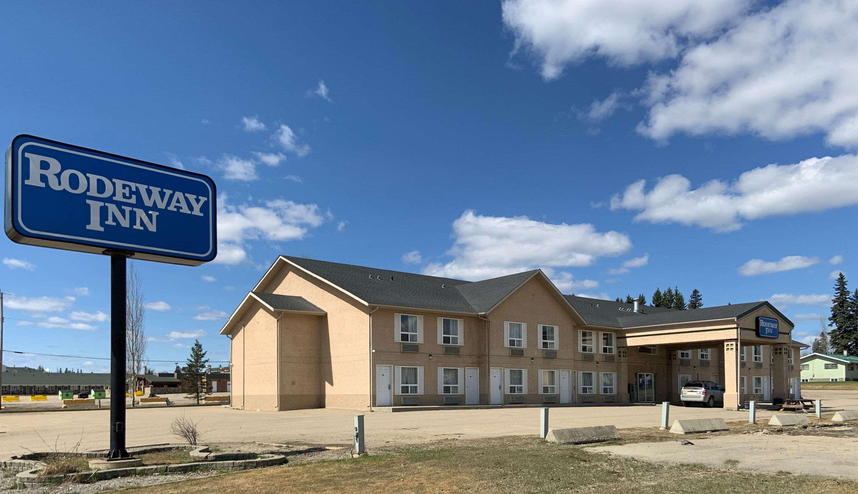 Rodeway Inn ألتونا المظهر الخارجي الصورة
