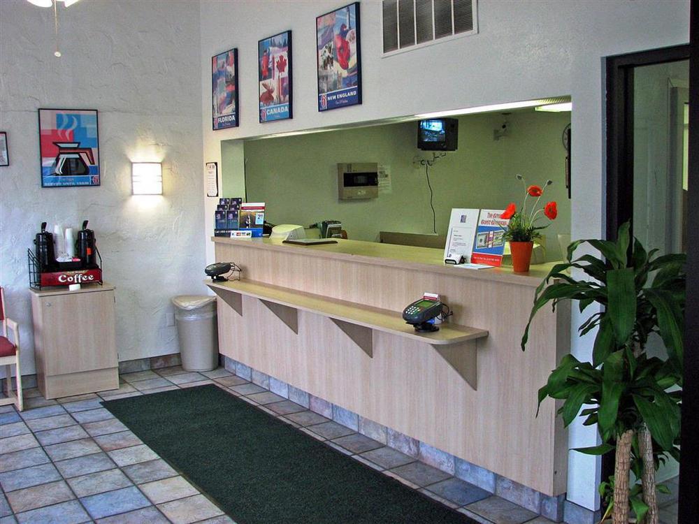 Rodeway Inn ألتونا المظهر الداخلي الصورة